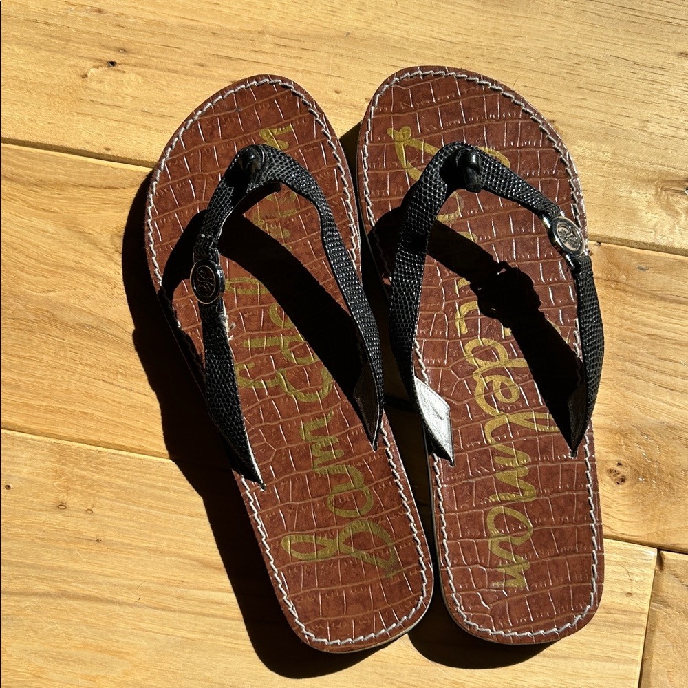Sam Edelman Brown Footbed Black Strap Flip Flop Sandals